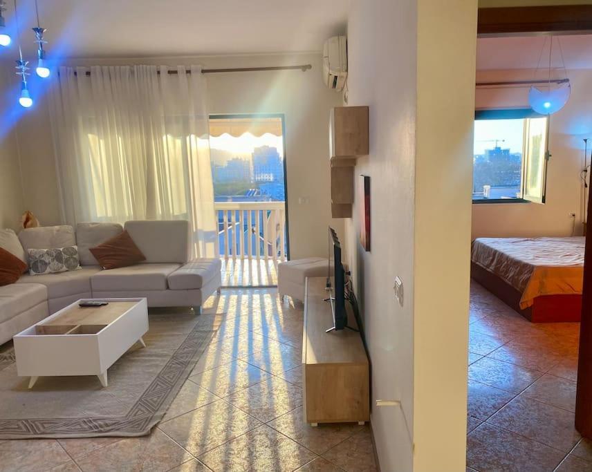 Rtsh Apartment Tirana Buitenkant foto